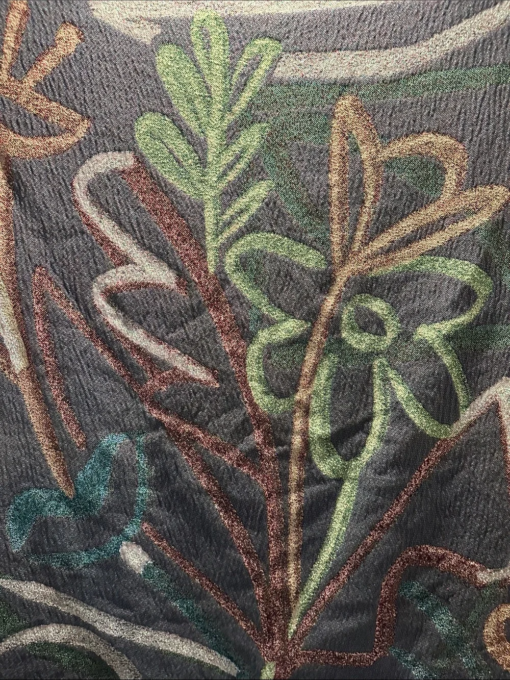 Abstract large Floral Woven reversible blacket